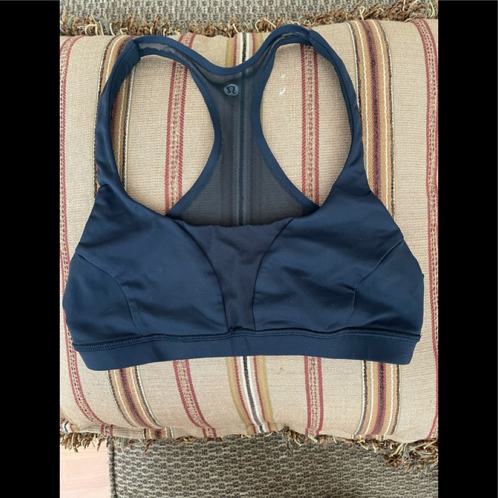 Lululemon sports bra 4